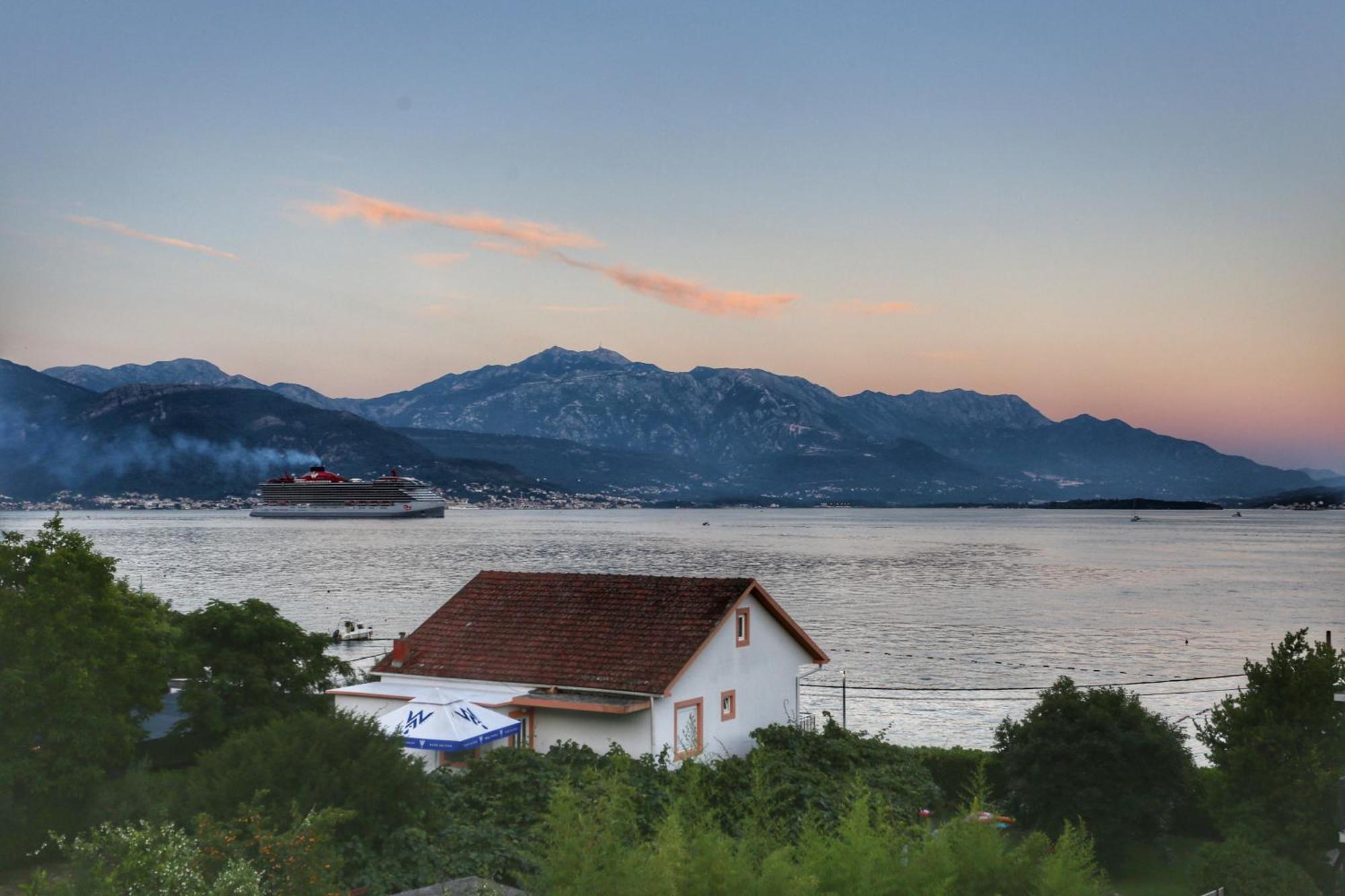 Apartments Cukovic Herceg Novi Bagian luar foto